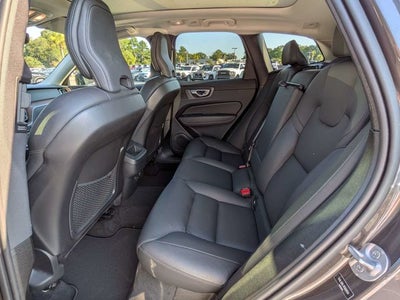 2024 Volvo XC60 B5 Plus Dark Theme