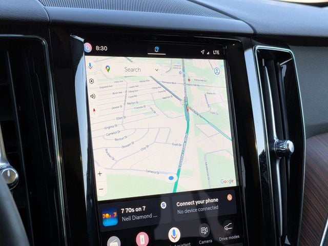 2024 Volvo XC60 B5 Plus Dark Theme