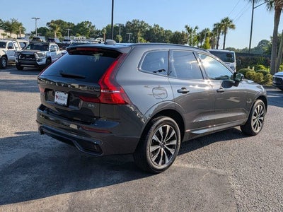 2024 Volvo XC60 B5 Plus Dark Theme