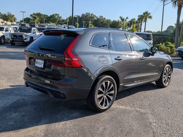 2024 Volvo XC60 B5 Plus Dark Theme