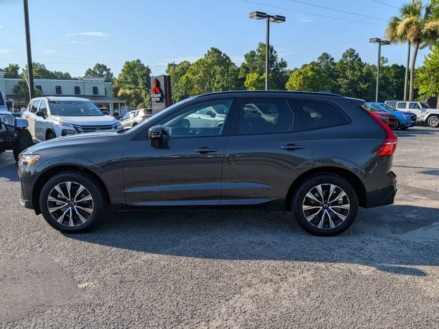2024 Volvo XC60 B5 Plus Dark Theme