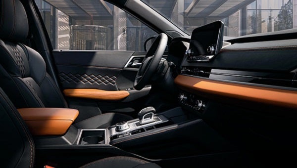 2023 Outlander Interior | Goose Creek Mitsubishi in Goose Creek SC